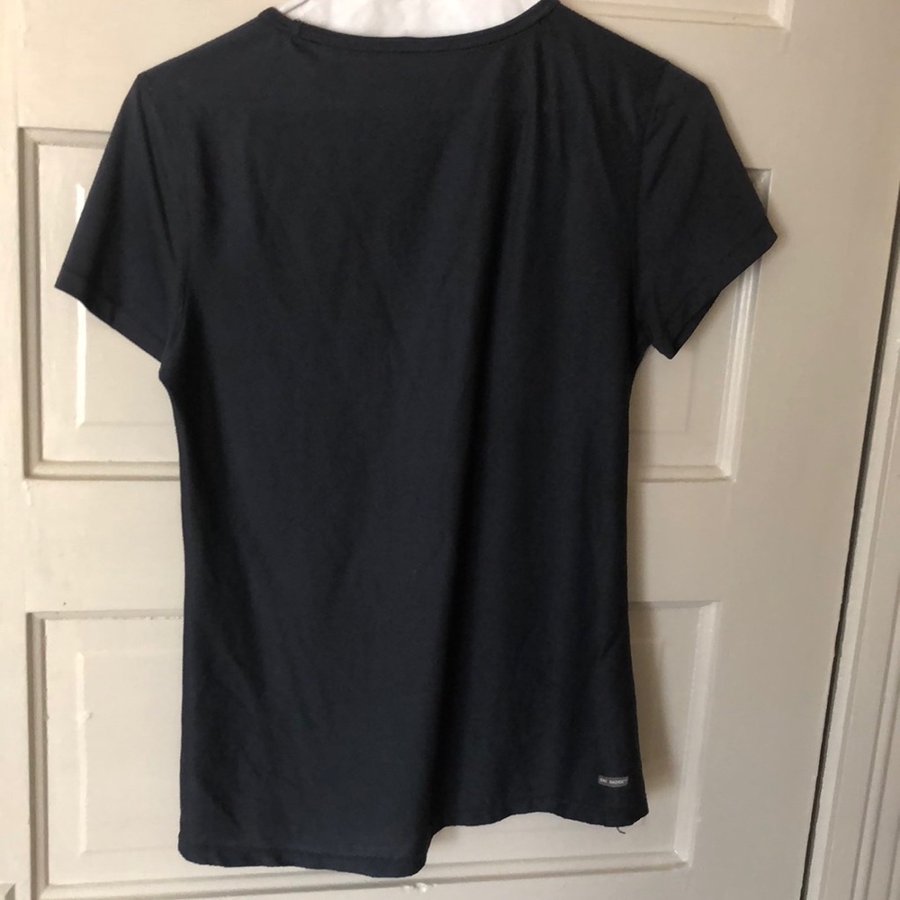 Athletic top - Picture 2 of 3